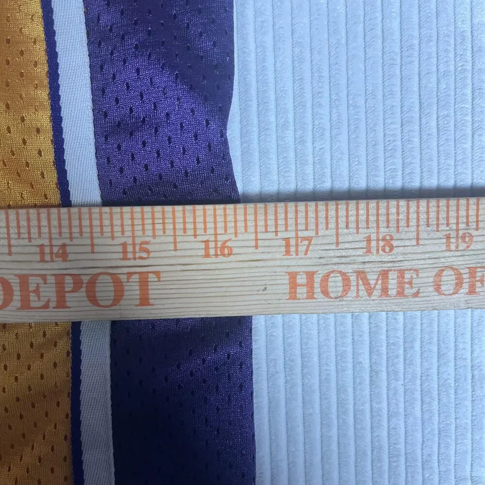 Los Angeles Lakers Jersey Youth Medium Gold NBA Basketball Kobe Bryant 8 Nike